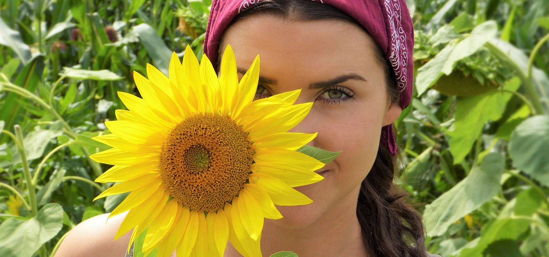 1920×900 girl with sunflower 1920x900 girl with sunflower